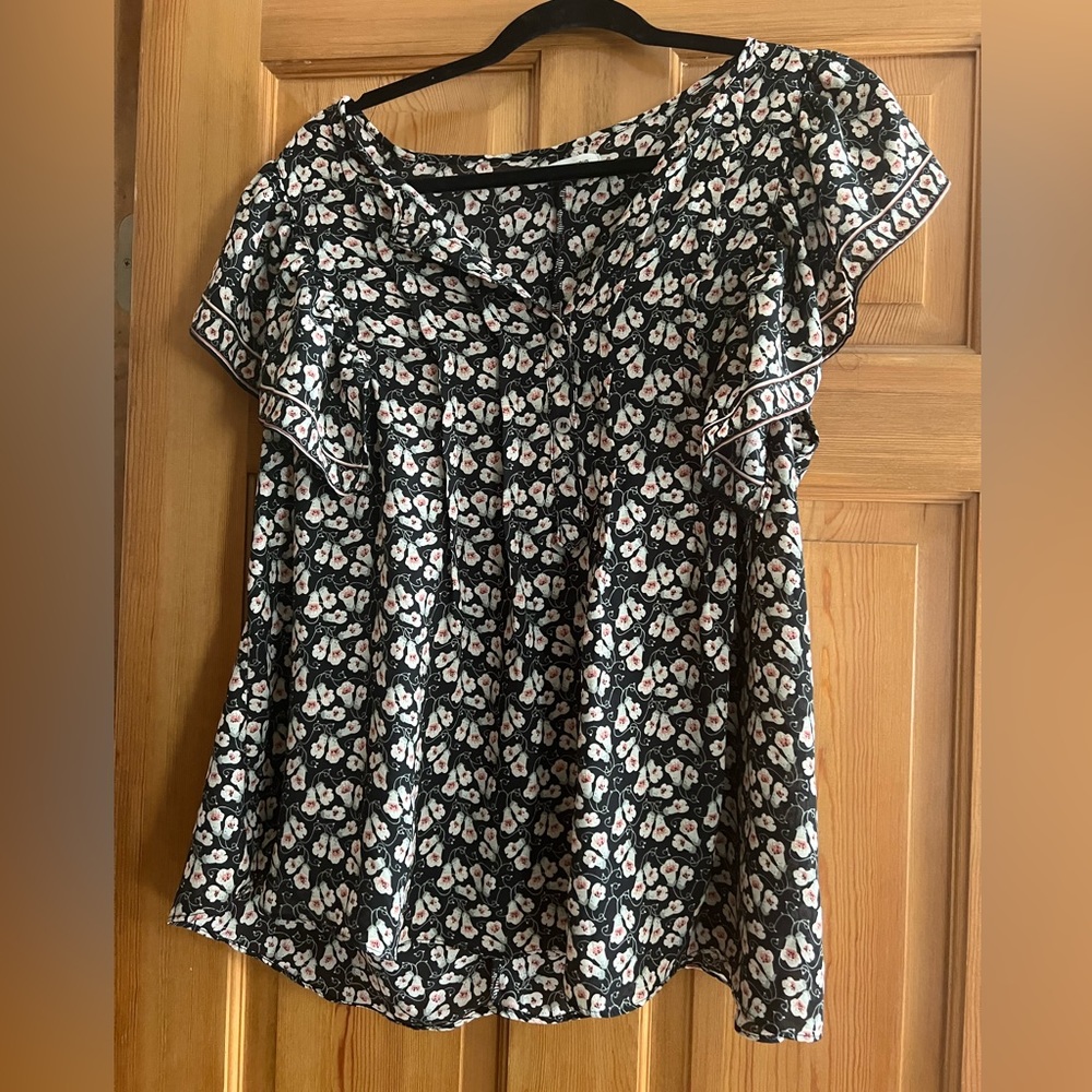 Woman’s blouse